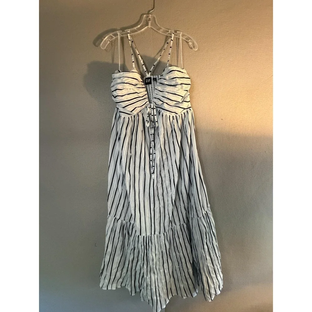GAP Dress Womens M Blue Stripe Sweetheart Smocked Maxi Strappy Sundress Tiered